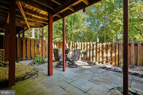 Exterior - 7917 Valleyfield Dr, Springfield, VA 22153 photo 3 of 5