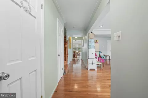 Entry Way - 8080 Powderbrook Ln, Springfield, VA 22153 photo 1 of 2