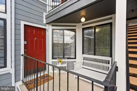 7001 Birkenhead Pl #C, Alexandria, VA 22315