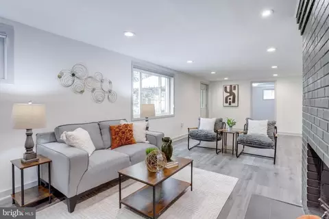 7520 Murillo St, Springfield, VA 22151 photo 8