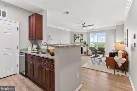 Kitchen - 1521 Spring Gate Dr #10413, Mclean, VA 22102 photo 1 of 5