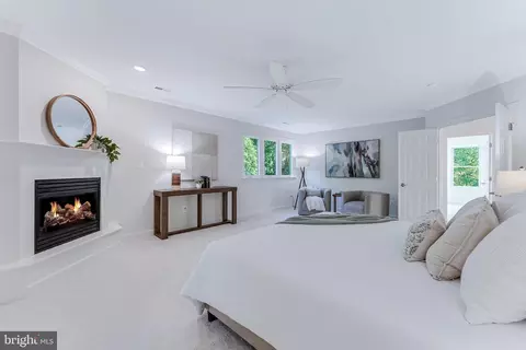 Bedroom - 6915 Saint Albans Rd, Mclean, VA 22101 photo 3 of 10