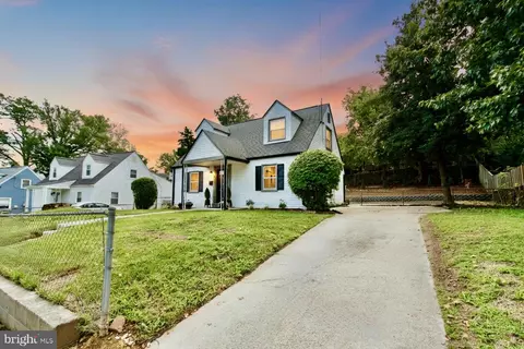 2415 Fairhaven Ave, Alexandria, VA 22303