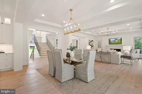 Dining - 1104 Sharon Ct, Mclean, VA 22101 photo 1 of 2