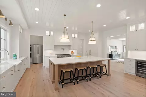 Kitchen - 1104 Sharon Ct, Mclean, VA 22101 photo 2 of 6