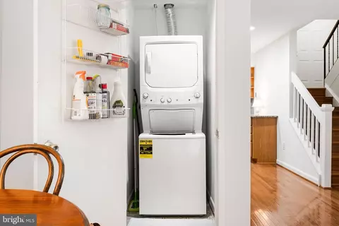 Other - 2027 Headlands Cir, Reston, VA 20191 photo 3 of 8
