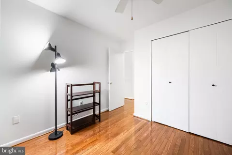 Bedroom - 2027 Headlands Cir, Reston, VA 20191 photo 3 of 3