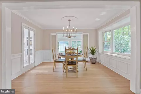 Dining - 2615 E Meredith Dr, Vienna, VA 22181 photo 2 of 5