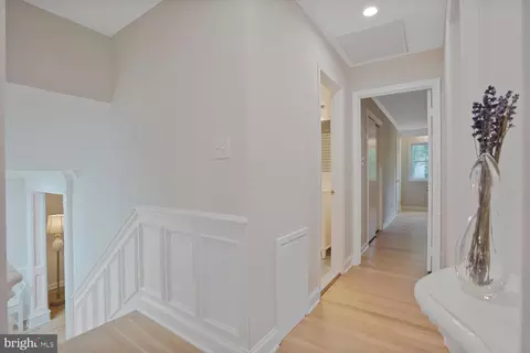 Entry Way - 2615 E Meredith Dr, Vienna, VA 22181 photo 4 of 5