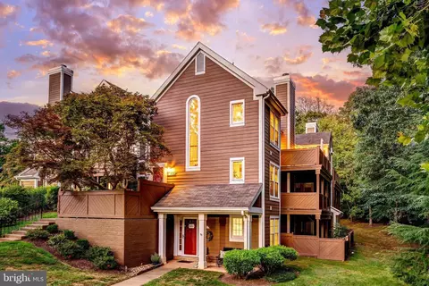 1519 Church Hill Pl, Reston, VA 20194