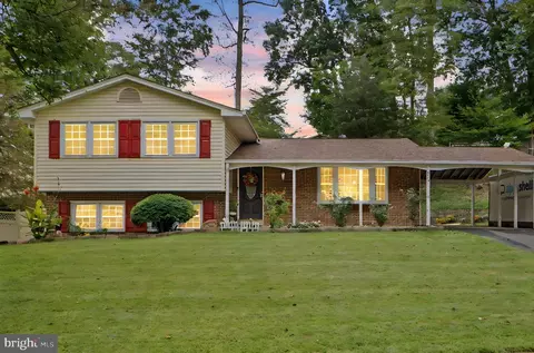 Exterior - 7222 Willow Oak Pl, Springfield, VA 22153 photo 7 of 7