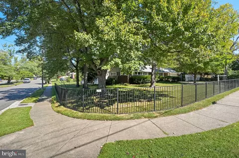 7317 Floyd Ave, Springfield, VA 22150 photo 3