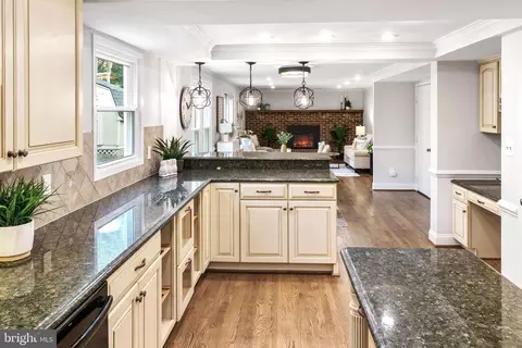 Kitchen - 8695 Young Ct, Springfield, VA 22153 photo 1 of 2