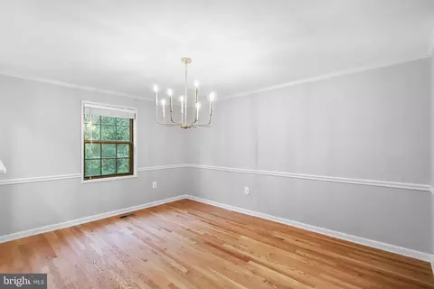 6048 Heathwick Ct, Burke, VA 22015 photo 8