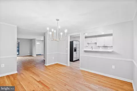 6048 Heathwick Ct, Burke, VA 22015 photo 10