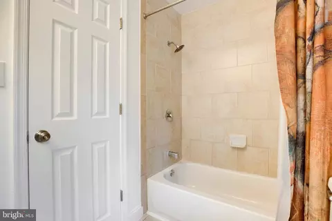 Bath - 2318 Millennium Ln, Reston, VA 20191 photo 3 of 5