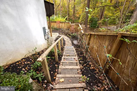 Exterior - 2318 Millennium Ln, Reston, VA 20191 photo 4 of 5