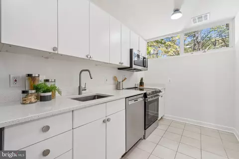 Kitchen - 11540 Hickory Cluster, Reston, VA 20190 photo 2 of 3