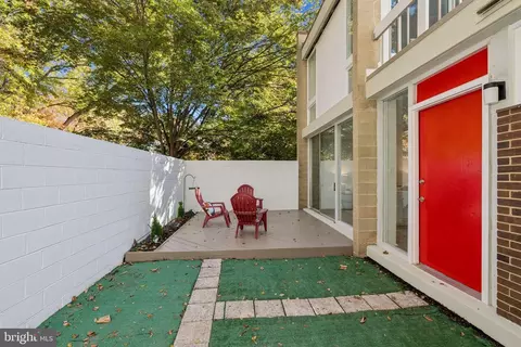 Exterior - 11540 Hickory Cluster, Reston, VA 20190 photo 7 of 10