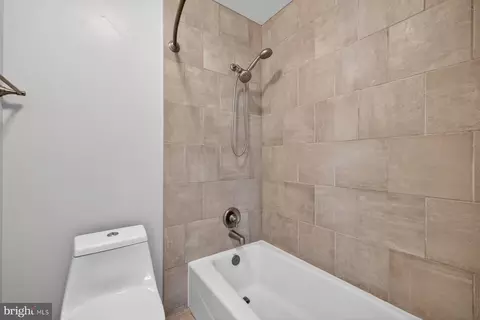 8537 Hooes Rd, Springfield, VA 22153 photo 18