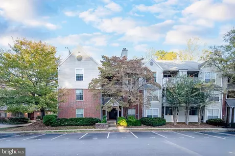 3909 Penderview Dr #1903, Fairfax, VA 22033