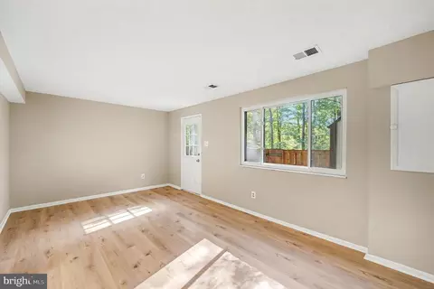 5879 Jacksons Oak Ct, Burke, VA 22015 photo 15
