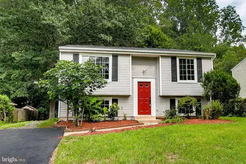 5377 Laura Belle Ln, Fairfax, VA 22032