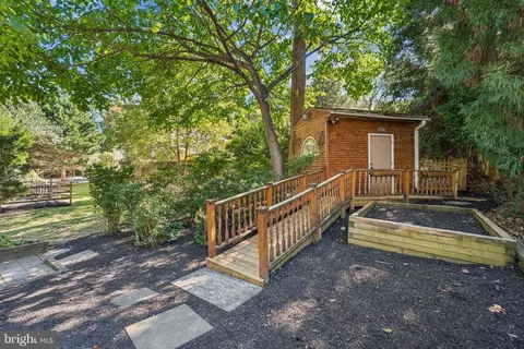 1172 Foxhound Ct, Mclean, VA 22102 photo 49