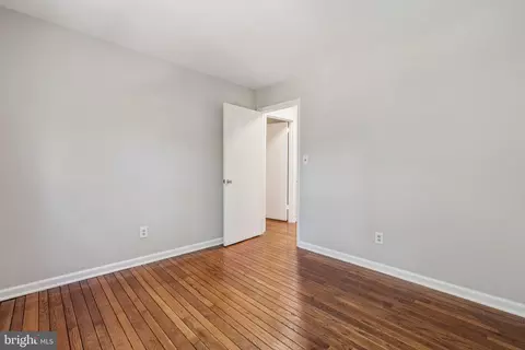 1172 Foxhound Ct, Mclean, VA 22102 photo 32