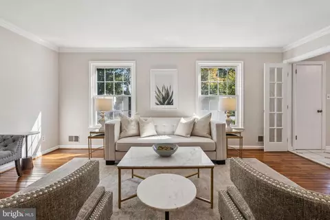 1172 Foxhound Ct, Mclean, VA 22102 photo 6