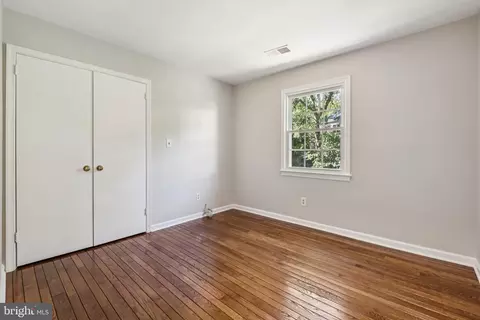 1172 Foxhound Ct, Mclean, VA 22102 photo 31