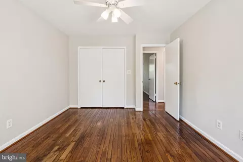 1172 Foxhound Ct, Mclean, VA 22102 photo 28