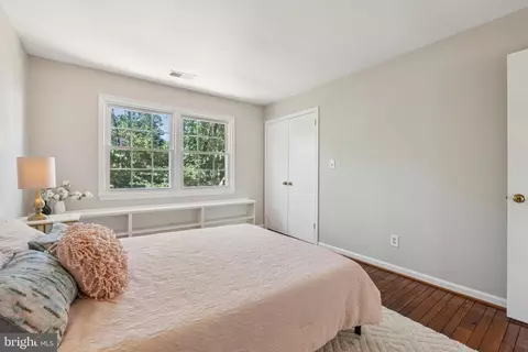 1172 Foxhound Ct, Mclean, VA 22102 photo 30