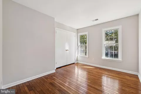 1172 Foxhound Ct, Mclean, VA 22102 photo 22