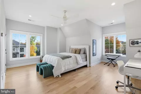 Bedroom - 7000 Hector Rd, Mclean, VA 22101 photo 5 of 5