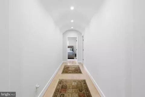 Entry Way - 7000 Hector Rd, Mclean, VA 22101 photo 7 of 10