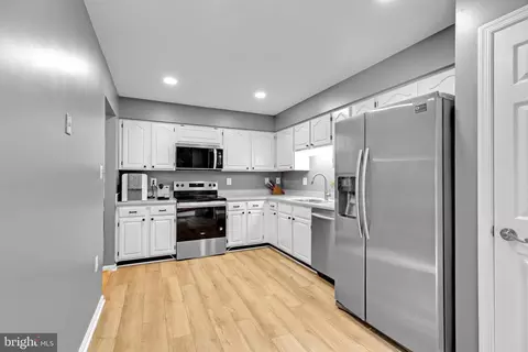 Other - 8110 Squirrel Run Rd, Springfield, VA 22152 photo 6 of 13