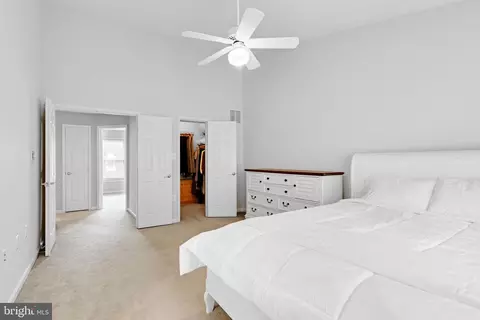 Bedroom - 8110 Squirrel Run Rd, Springfield, VA 22152 photo 3 of 4
