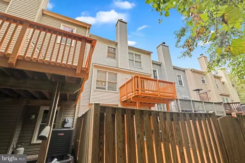 Exterior - 8110 Squirrel Run Rd, Springfield, VA 22152 photo 10 of 10