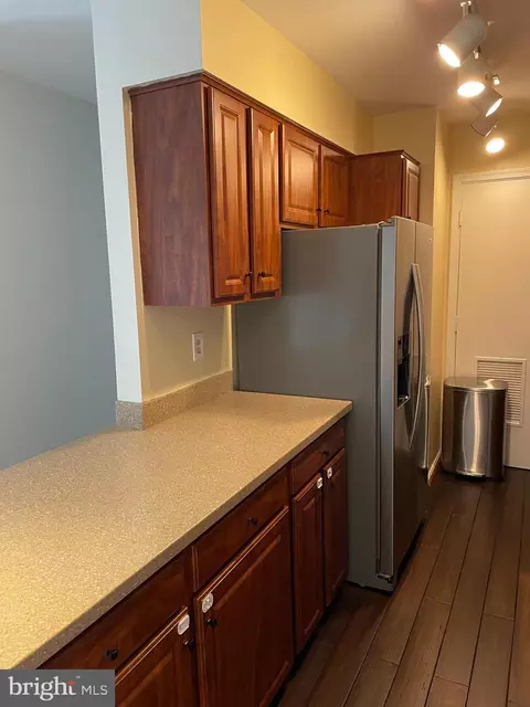 Kitchen - 5800 E Torington Dr #836, Springfield, VA 22152 photo 2 of 3