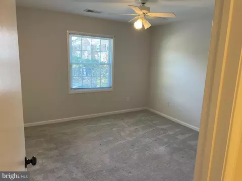 Bedroom - 5800 E Torington Dr #836, Springfield, VA 22152 photo 1 of 3