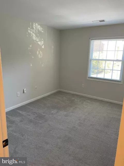 Bedroom - 5800 E Torington Dr #836, Springfield, VA 22152 photo 2 of 3