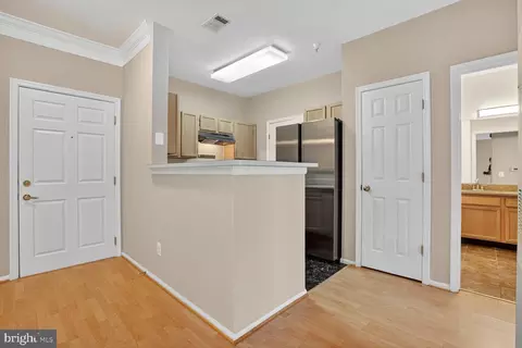 Entry Way - 1580 Spring Gate Dr #4205, Mclean, VA 22102 photo 1 of 1