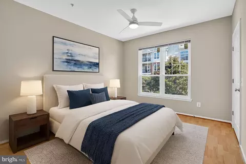 Bedroom - 1580 Spring Gate Dr #4205, Mclean, VA 22102 photo 1 of 3