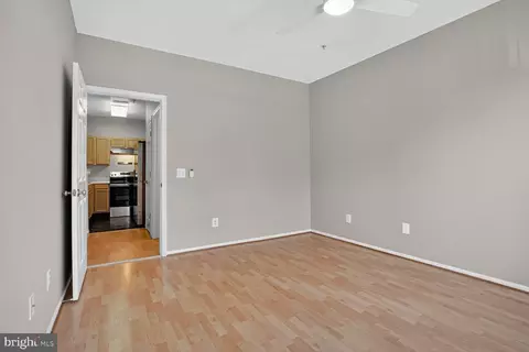 Bedroom - 1580 Spring Gate Dr #4205, Mclean, VA 22102 photo 2 of 3