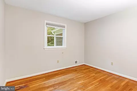 Bedroom - 6801 Houndmaster Rd, Springfield, VA 22152 photo 1 of 8
