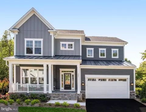 8217 Bucknell Dr, Vienna, VA 22180