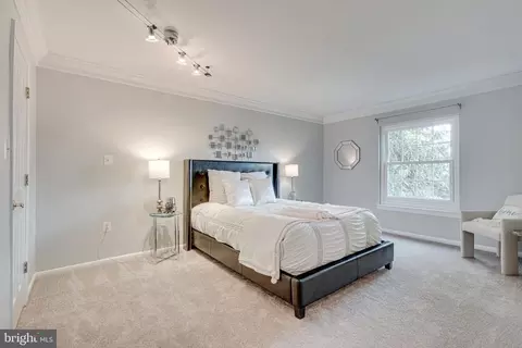 1923 Wilson Ln #202, Mclean, VA 22102 photo 17