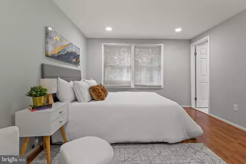 Bedroom - 6122 Mantle Rd, Burke, VA 22015 photo 2 of 7
