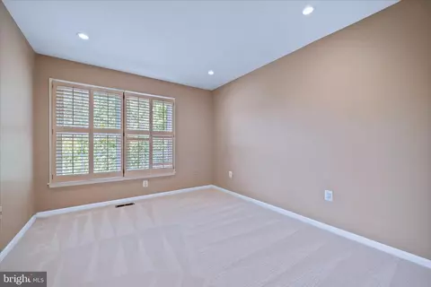 8444 Millwood Dr, Springfield, VA 22152 photo 32